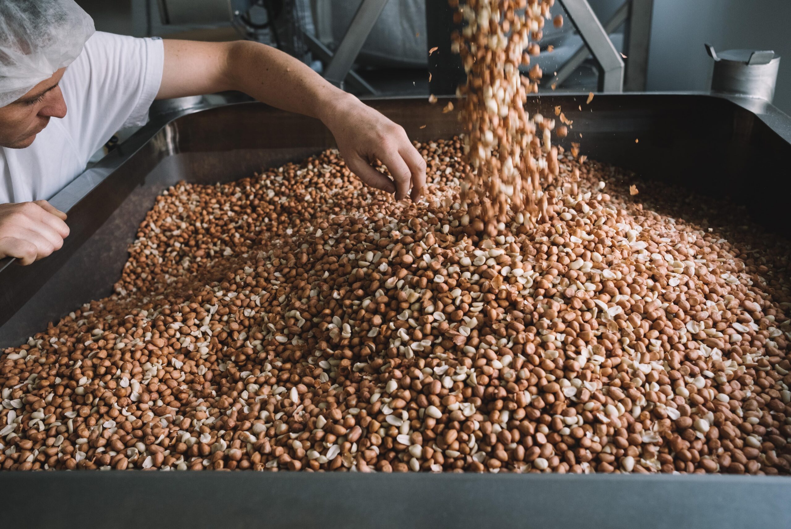We gently press seeds nad nuts to premium oils. We work with passion and care in our oil manufacture